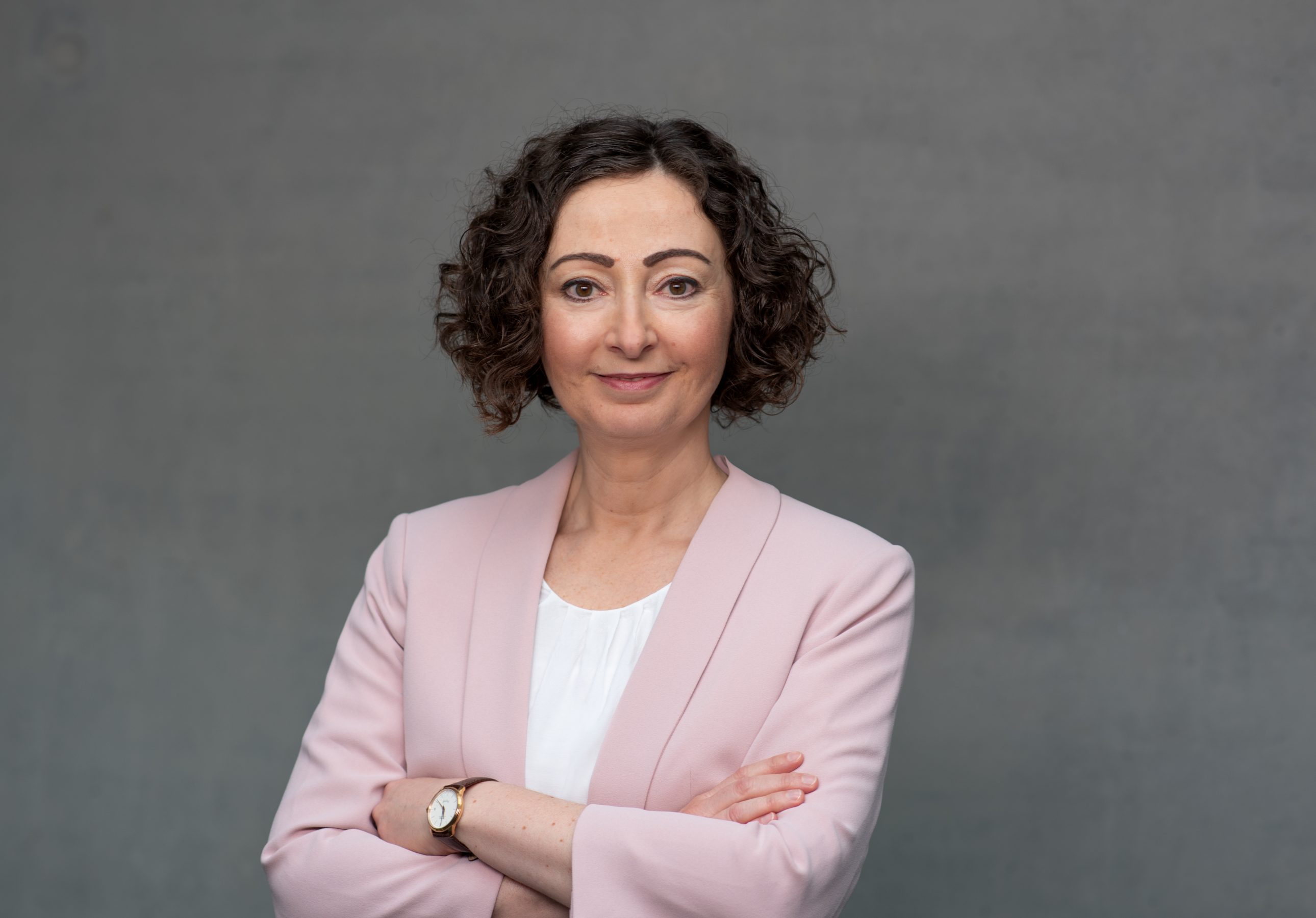 Porträtaufnahme Ramona Pop, Beiratsmitglied Zukunft KlimaSozial