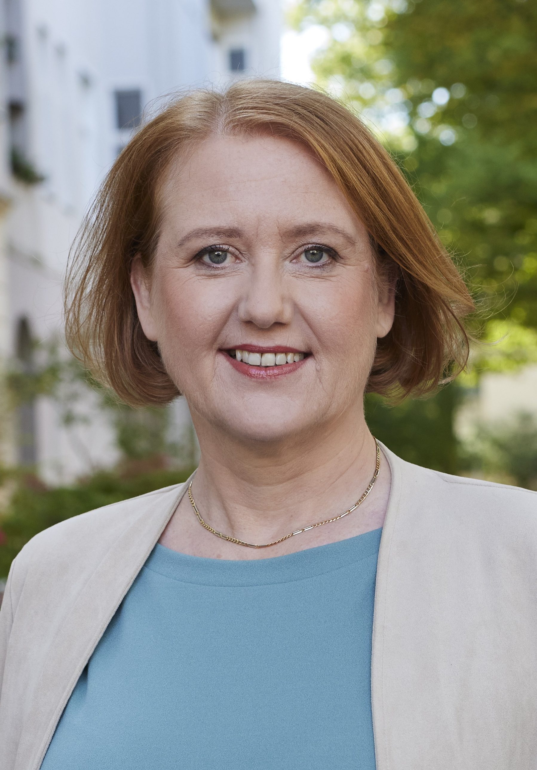 Lisa_Paus